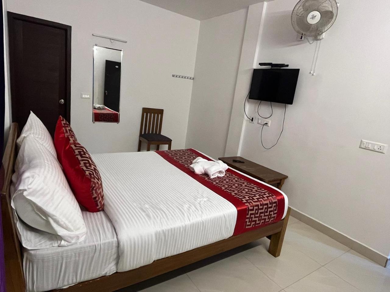 Banyanthree Hotel Kodaikanal Bagian luar foto