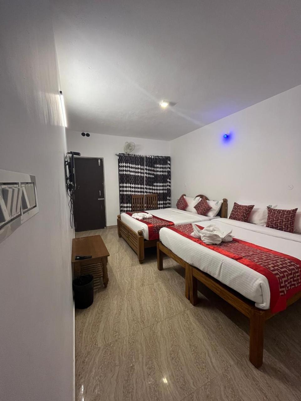 Banyanthree Hotel Kodaikanal Bagian luar foto